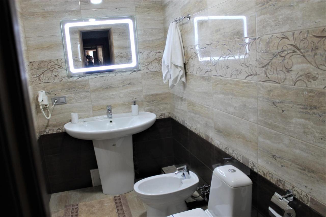 Латориця Hotel Suskovo Exterior photo